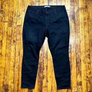 Levi's Strauss Signature Jeans Women's Size 20 Black Denim Mid-Rise Skinny Leg